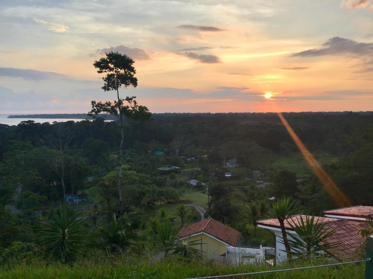 Hotel Los Cielos Del Caribe Cahuita Luaran gambar